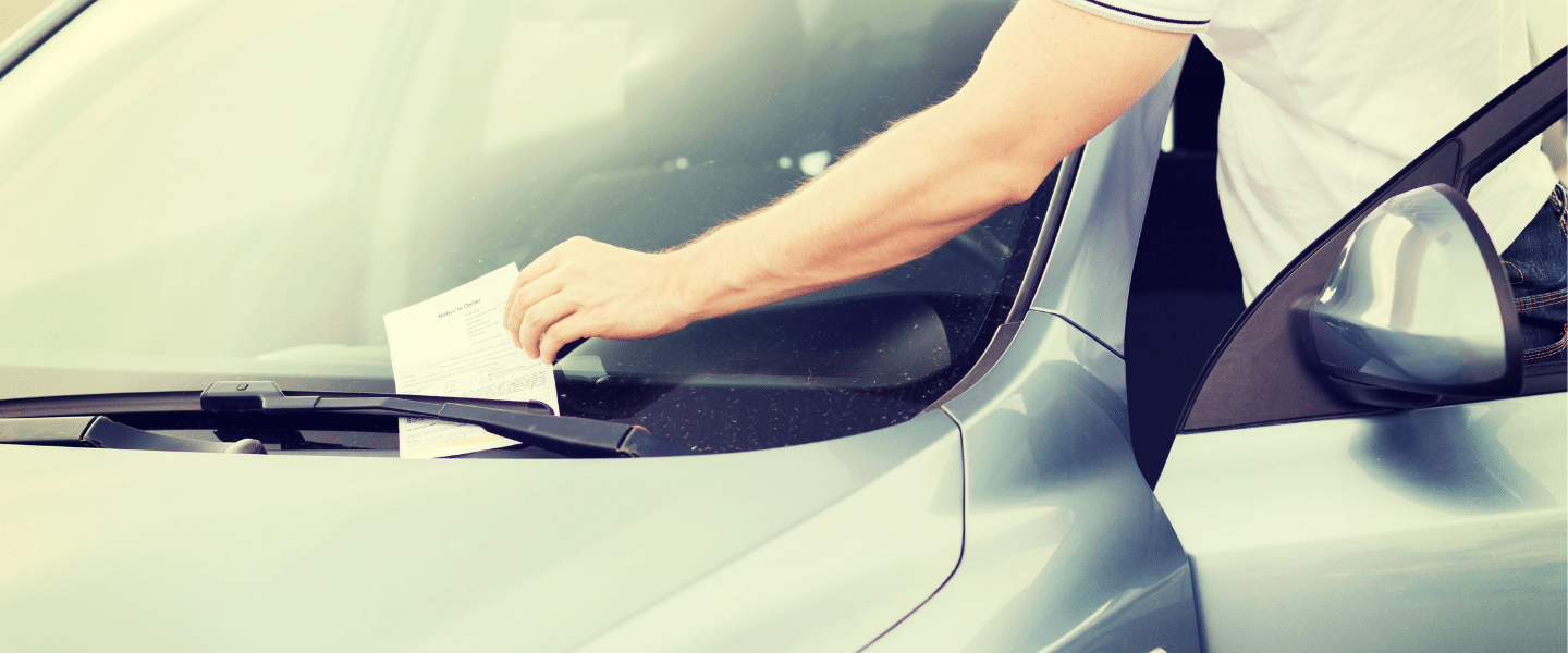 ¿Se puede vender un coche con multas pendientes de pago?